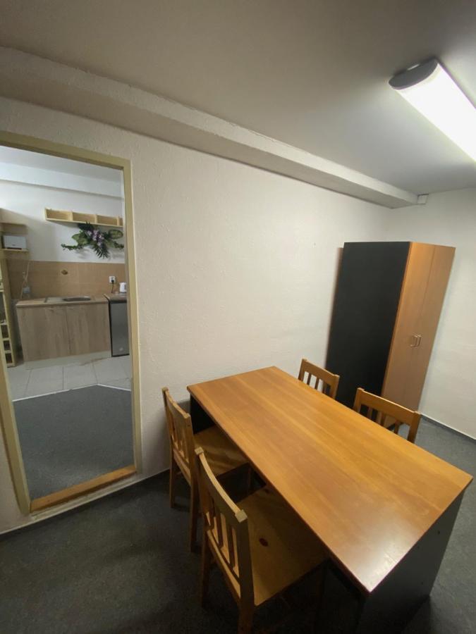 Old Town Apartments R11 Оломоуц Екстер'єр фото